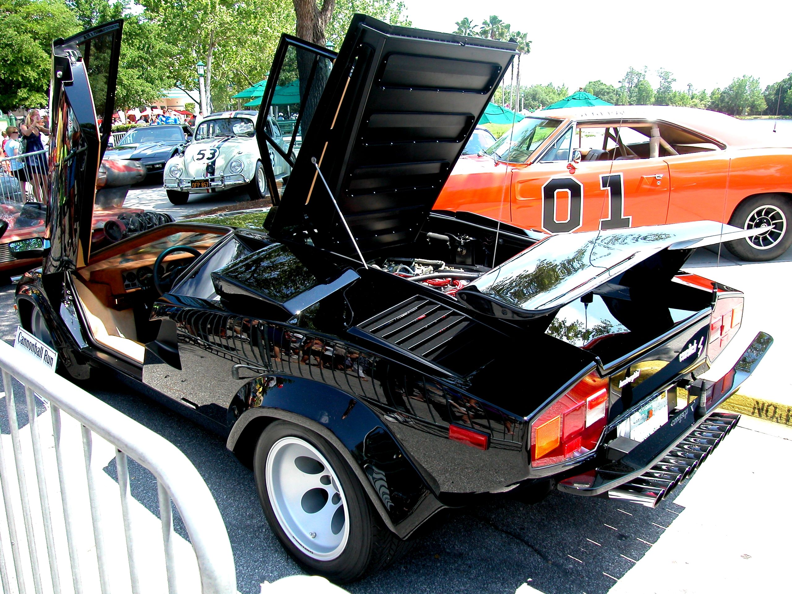 rear fiberglass bumper on the rear of CannonBall Countach - Archived  Content - Lambo Power